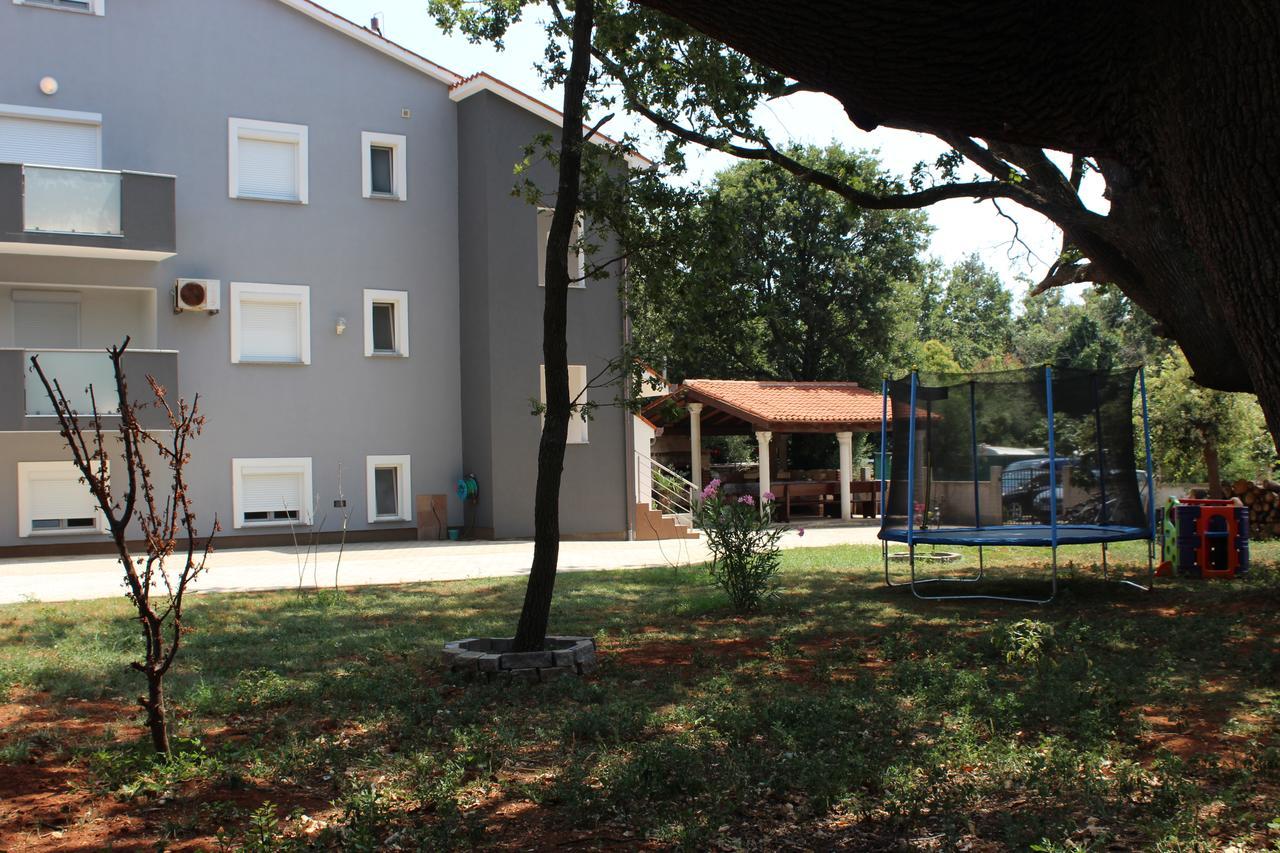 מדולין Apartments Barbic מראה חיצוני תמונה